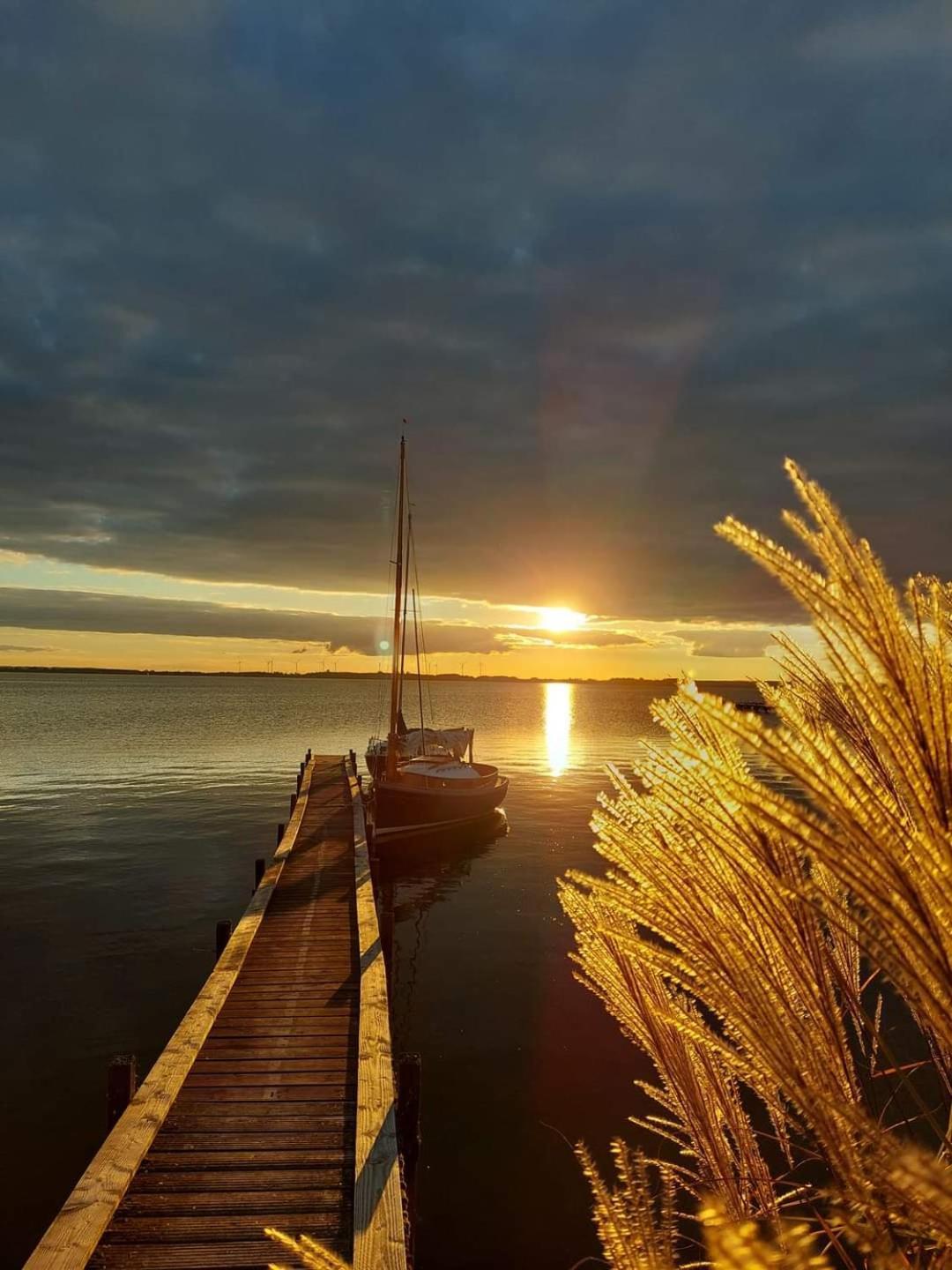 Duemmerliebe Mit Garten, 10 Min. Fusslaeufig Zum See Hude  Exterior photo