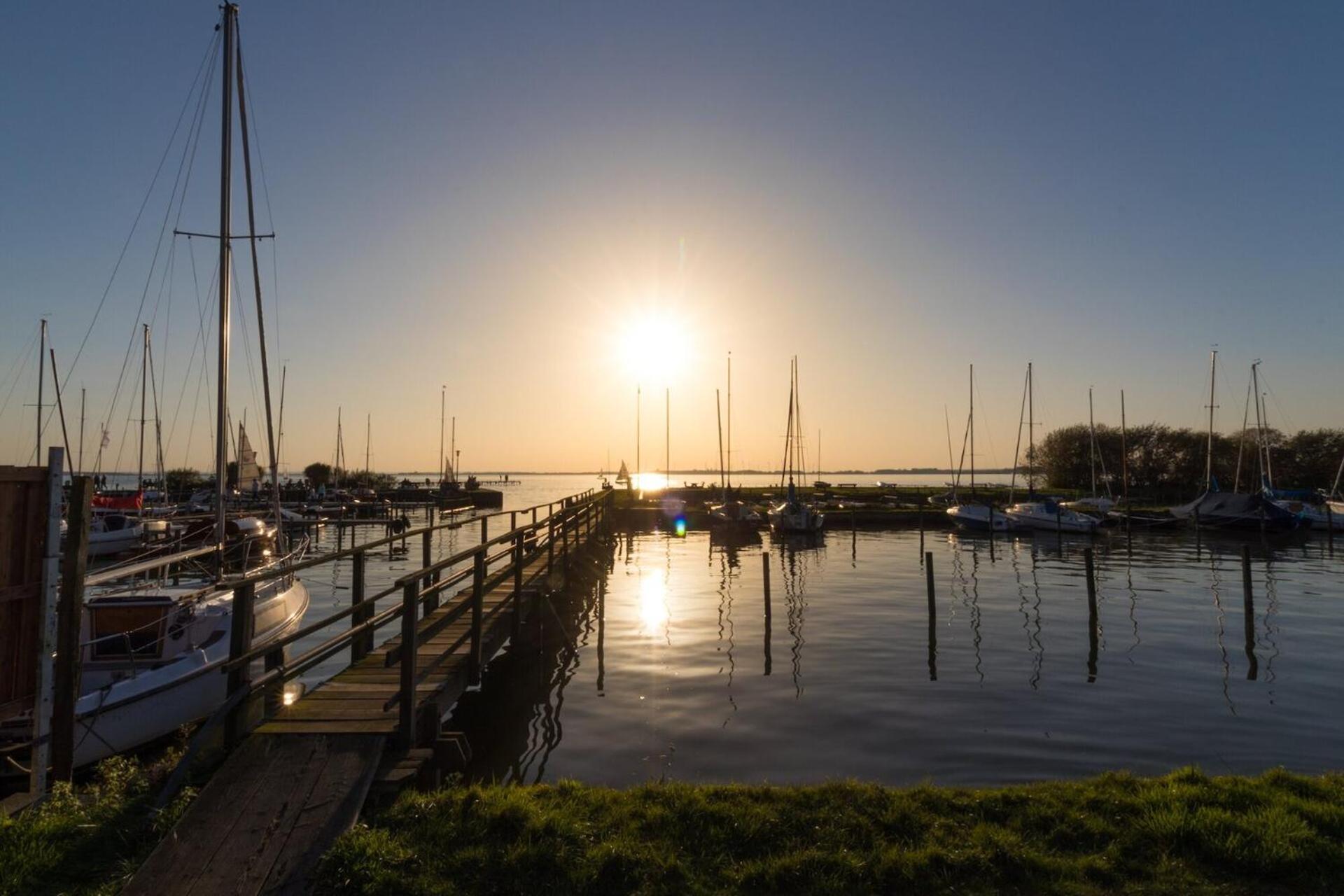 Duemmerliebe Mit Garten, 10 Min. Fusslaeufig Zum See Hude  Exterior photo